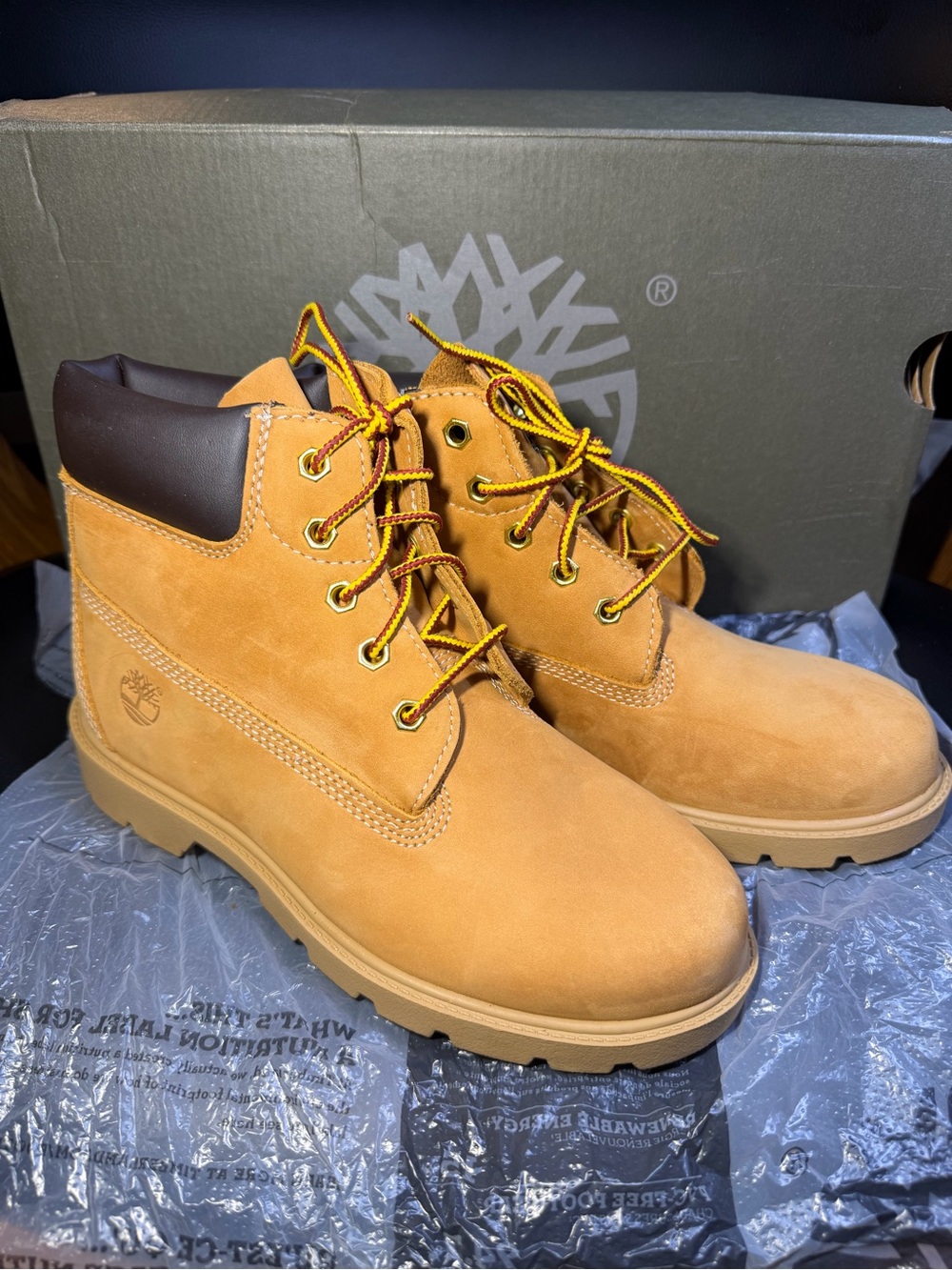 Timberland Boots 6” Classic Youth Kids Boys Sz 3US Box New